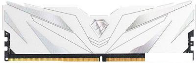 Оперативная память Netac Shadow II White 8ГБ DDR5 4800 МГц NTSWD5P48SP-08W