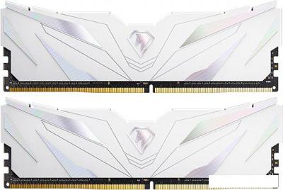 Оперативная память Netac Shadow II White 2x8ГБ DDR4 3600 МГц NTSWD4P36DP-16W