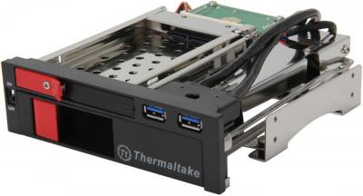 Бокс для накопителей 2.5" и 3.5" Thermaltake ST0026Z